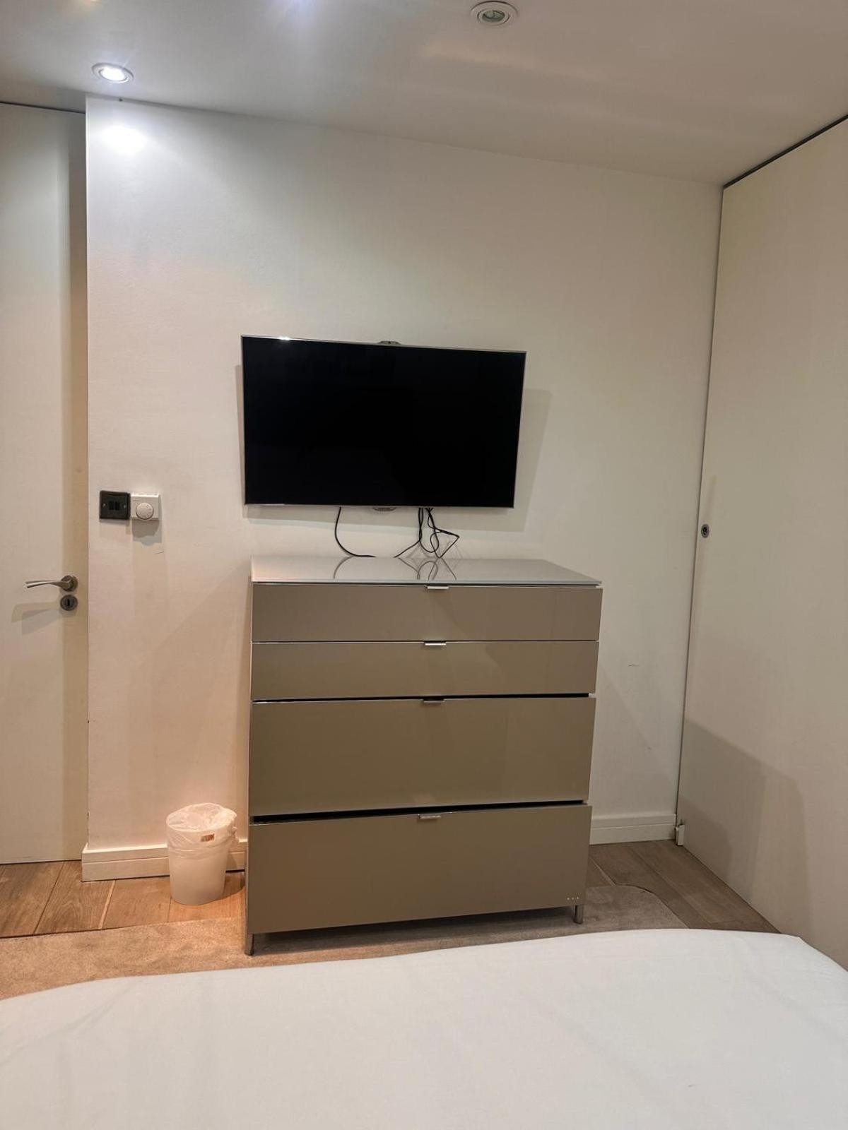 Spacious Central London Flat - 2Bhk Екстериор снимка