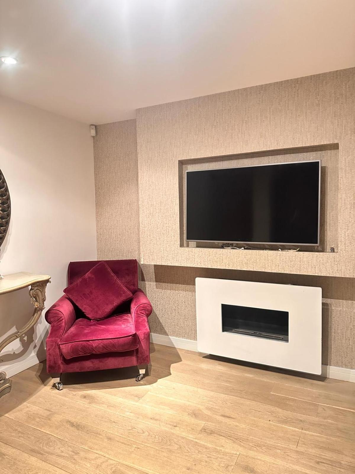 Spacious Central London Flat - 2Bhk Екстериор снимка