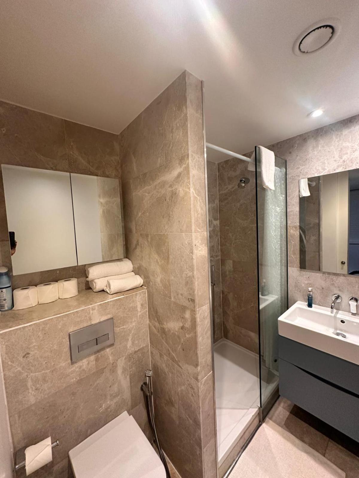 Spacious Central London Flat - 2Bhk Екстериор снимка